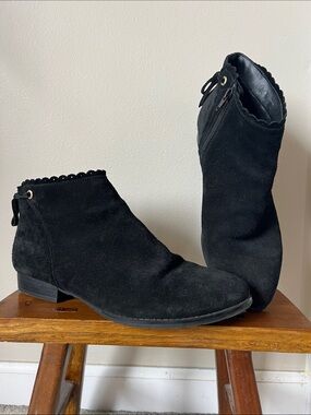 Suede ankle booties